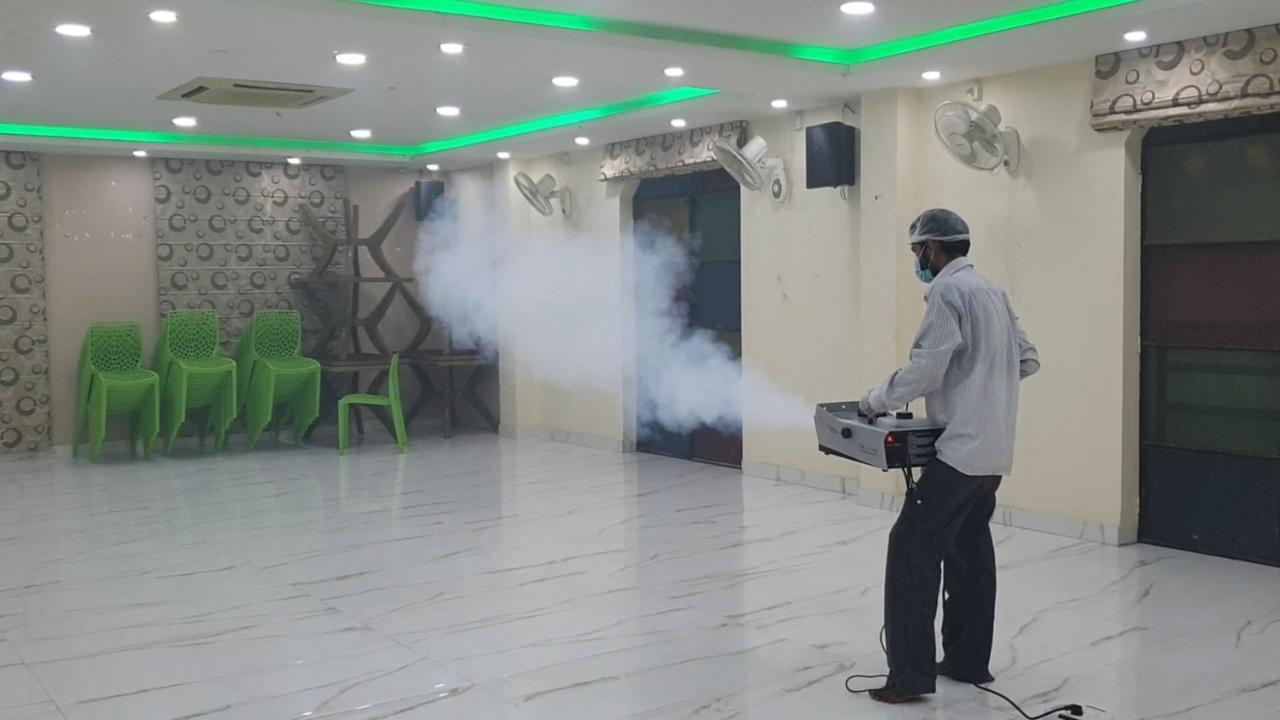 Panthashala Santiniketan Hotell Sri Niketan Exteriör bild